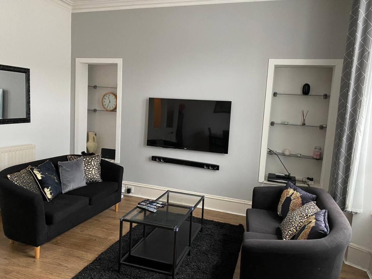 Stunning 1-Bed Apartment In Aberdeen City Centre Eksteriør billede