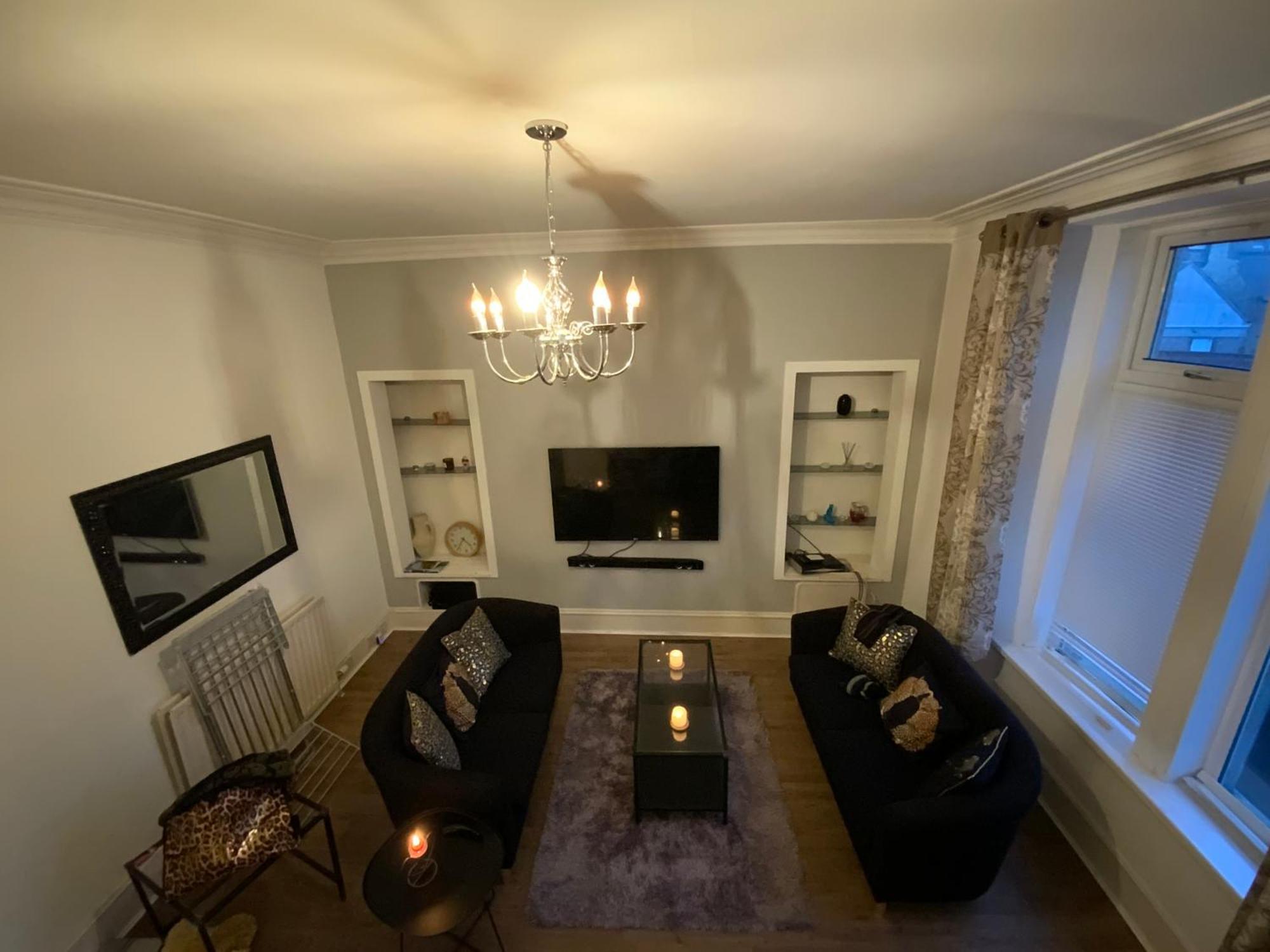 Stunning 1-Bed Apartment In Aberdeen City Centre Eksteriør billede