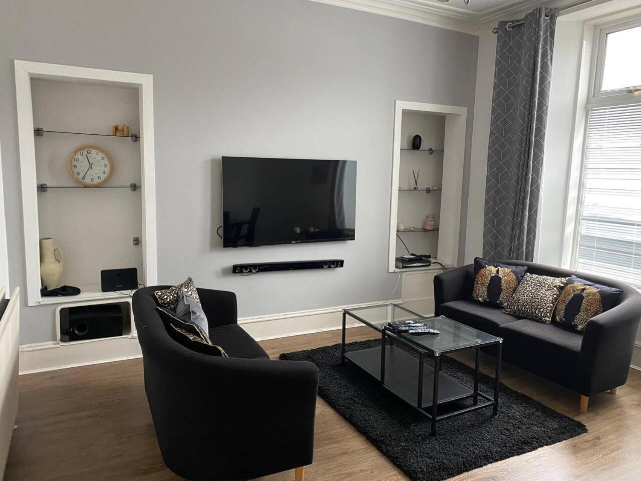 Stunning 1-Bed Apartment In Aberdeen City Centre Eksteriør billede